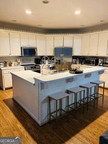 6582 Aquila Drive, Morrow, GA 30260