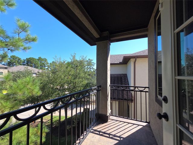 14 Jonquil Place, Tomball, TX 77375