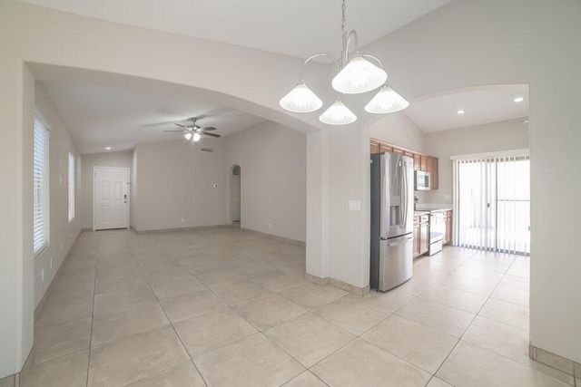 11476 W Madisen Ellise Drive, Surprise, AZ 85378