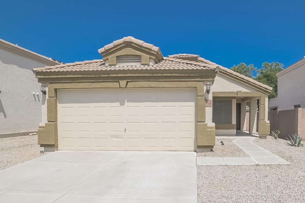 11476 W Madisen Ellise Drive, Surprise, AZ 85378