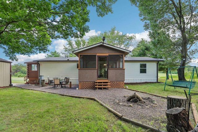 526 Freedom Lane, Wisconsin Dells, WI 53965