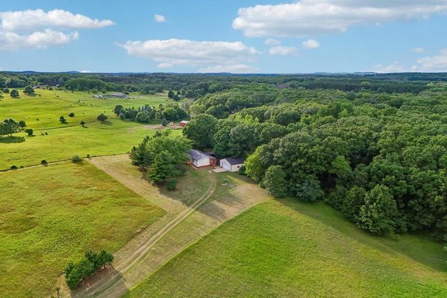 526 Freedom Lane, Wisconsin Dells, WI 53965