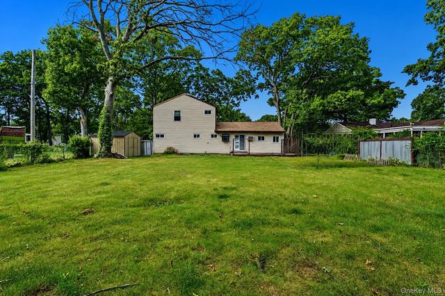 110 Queen Street, Bay Shore, NY 11706
