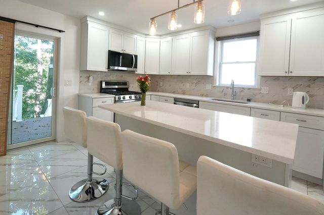 123 Nottinghill Rd 2, Boston, MA 02135