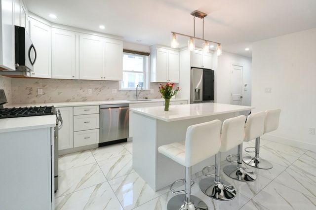 123 Nottinghill Rd 2, Boston, MA 02135