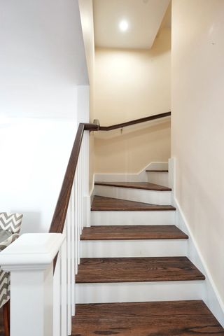 123 Nottinghill Rd 2, Boston, MA 02135