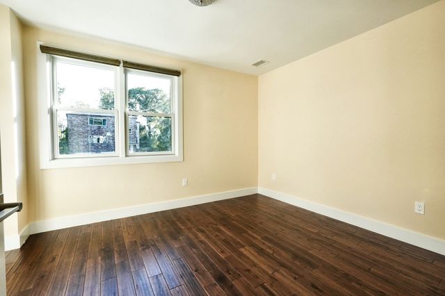123 Nottinghill Rd 2, Boston, MA 02135