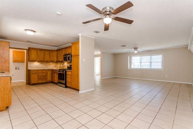 3406 Hastings Drive, Arlington, TX 76013