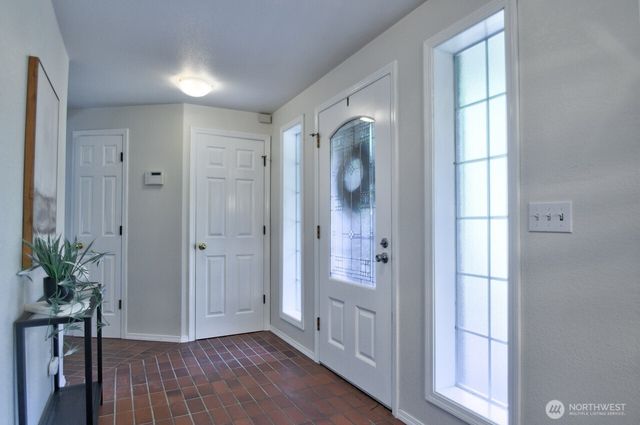 6001 Capitol Forest Court SW, Olympia, WA 98512