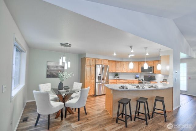 6001 Capitol Forest Court SW, Olympia, WA 98512