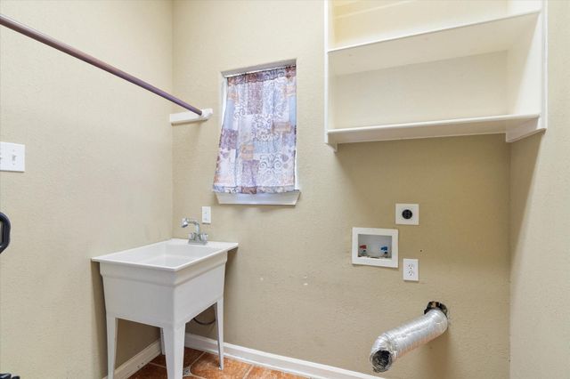 232 County Road 633 Road, Dayton, TX 77535