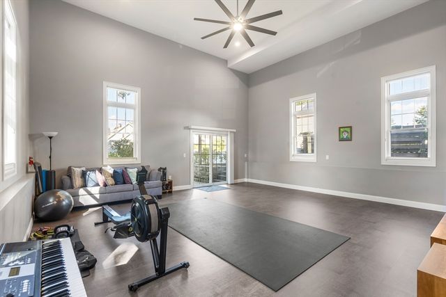 28 Park Ave, Medford, MA 02155