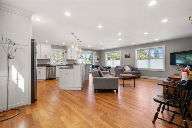 28 Park Ave, Medford, MA 02155