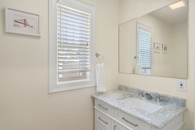 28 Park Ave, Medford, MA 02155