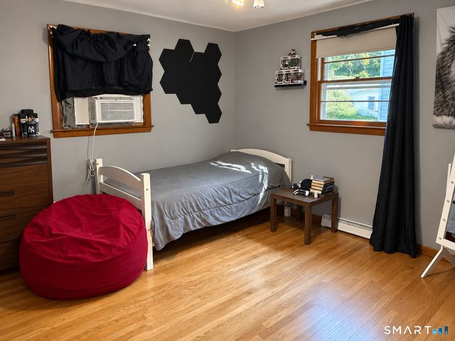 264 Pearl Lake Road, Waterbury, CT 06706