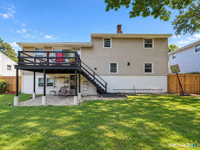 264 Pearl Lake Road, Waterbury, CT 06706