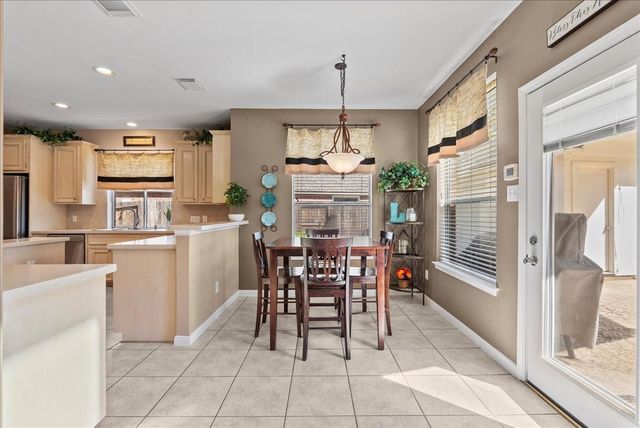 105 Pelican Court, League City, TX 77573