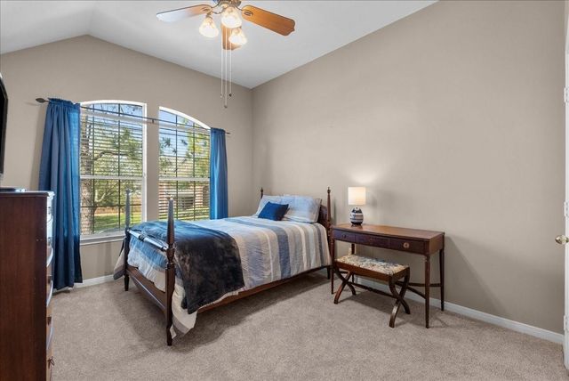 105 Pelican Court, League City, TX 77573