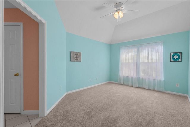 105 Pelican Court, League City, TX 77573