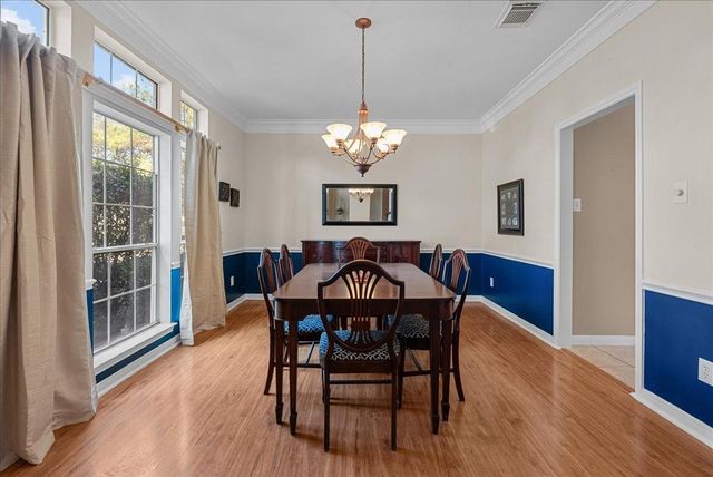 105 Pelican Court, League City, TX 77573