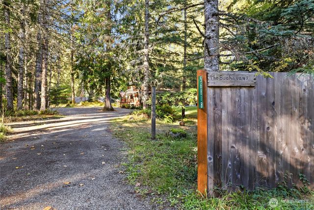 56818 387th Avenue Ct E, Ashford, WA 98304