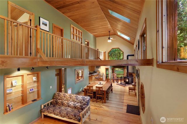 56818 387th Avenue Ct E, Ashford, WA 98304