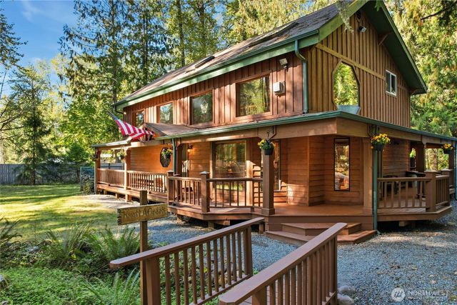 56818 387th Avenue Ct E, Ashford, WA 98304