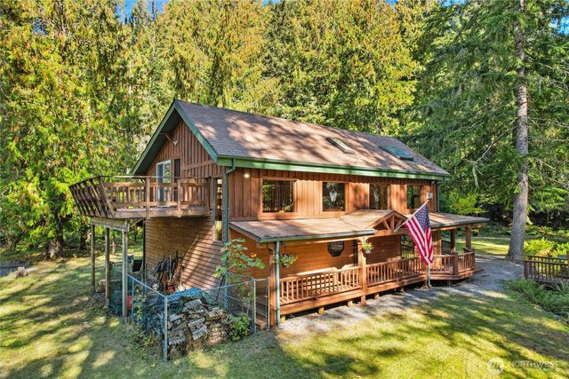 56818 387th Avenue Ct E, Ashford, WA 98304