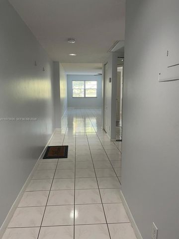 1110 SW 125th Ave 202M, Pembroke Pines, FL 33027