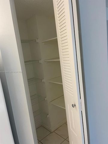 1110 SW 125th Ave 202M, Pembroke Pines, FL 33027