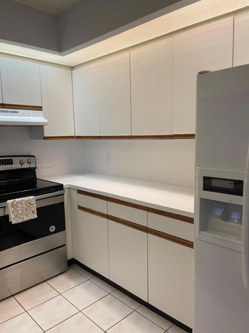 1110 SW 125th Ave 202M, Pembroke Pines, FL 33027