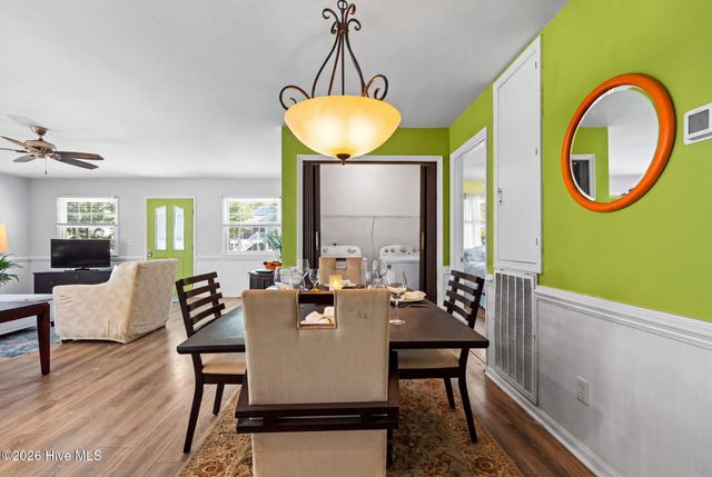 101 SE 12th Street, Oak Island, NC 28465