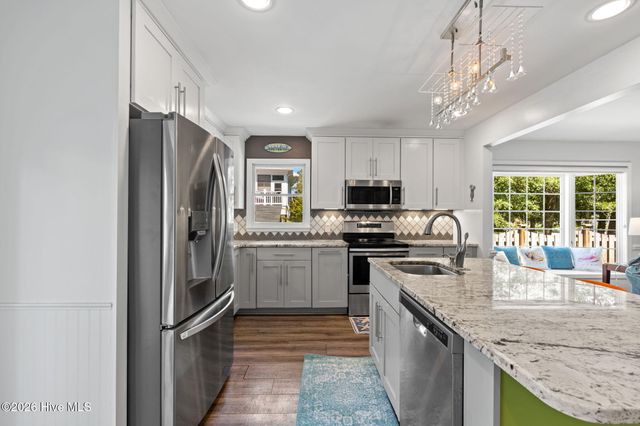 101 SE 12th Street, Oak Island, NC 28465