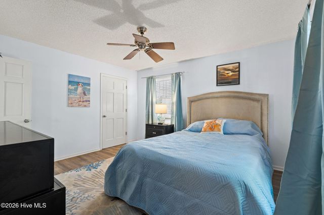 101 SE 12th Street, Oak Island, NC 28465