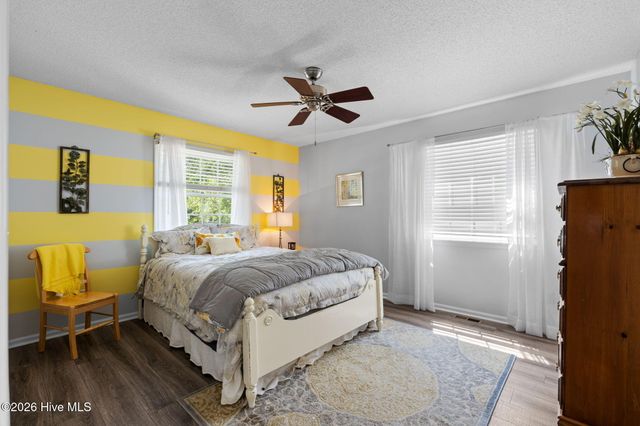 101 SE 12th Street, Oak Island, NC 28465