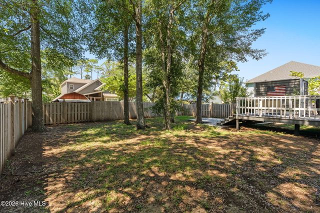 101 SE 12th Street, Oak Island, NC 28465