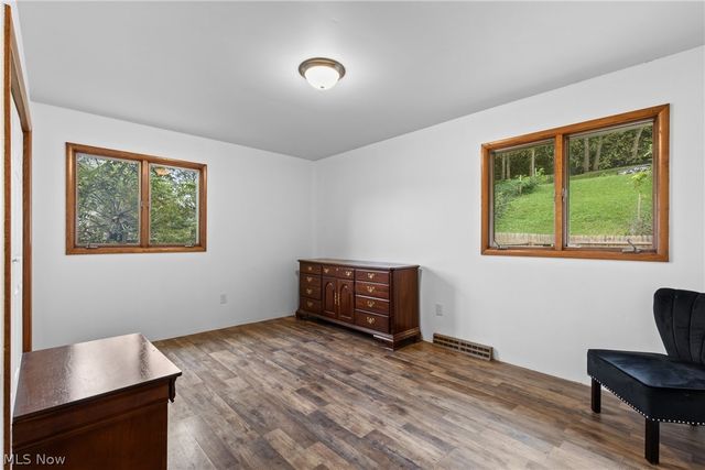 61558 W Central Avenue, Shadyside, OH 43947