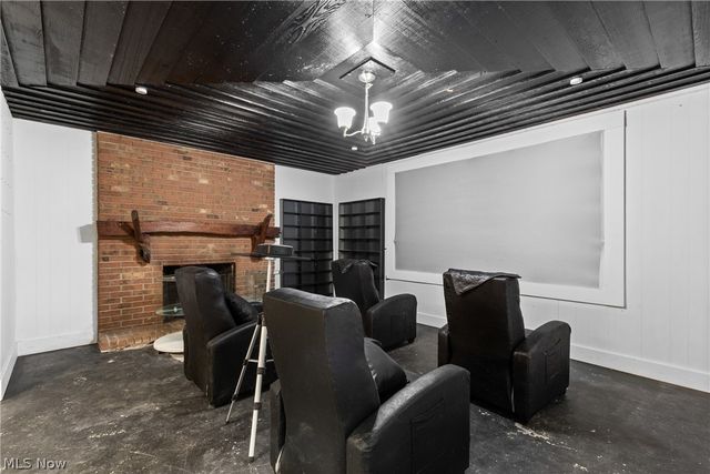 61558 W Central Avenue, Shadyside, OH 43947