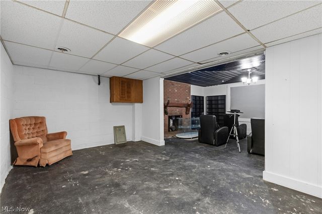 61558 W Central Avenue, Shadyside, OH 43947