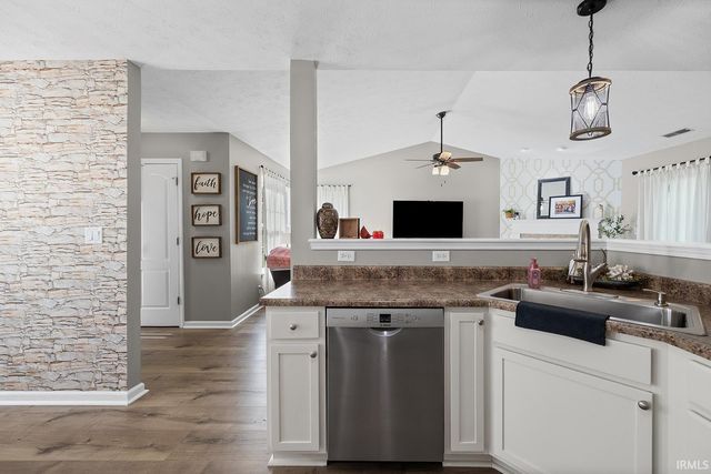 4028 Fiddlesticks Drive, Lafayette, IN 47909