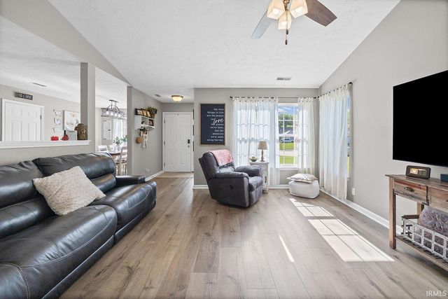 4028 Fiddlesticks Drive, Lafayette, IN 47909