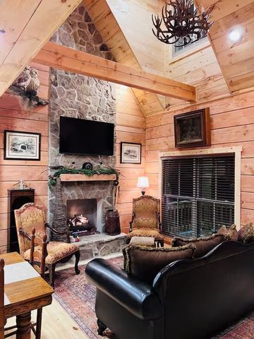 1080 Turkey Creek Boat Dock Rd, Tullahoma, TN 37388