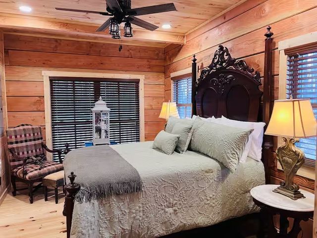 1080 Turkey Creek Boat Dock Rd, Tullahoma, TN 37388