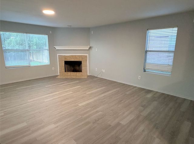 8440 Shallow Creek Drive, Fort Worth, TX 76179