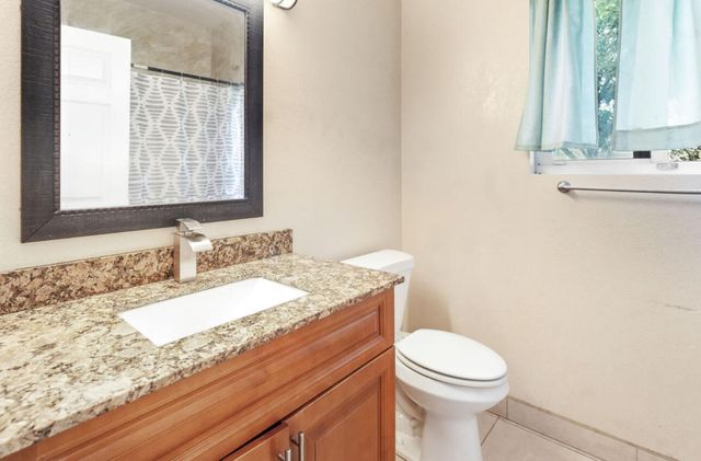 2430 NW 13TH Street, Pompano Beach, FL 33069