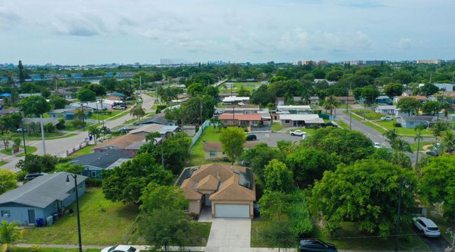2430 NW 13TH Street, Pompano Beach, FL 33069