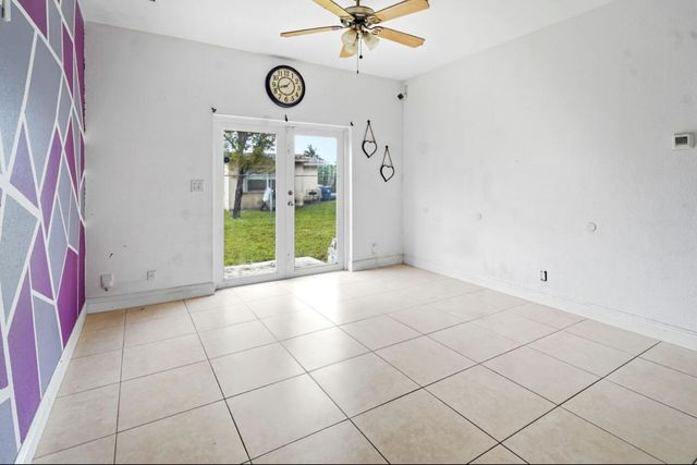 2430 NW 13TH Street, Pompano Beach, FL 33069