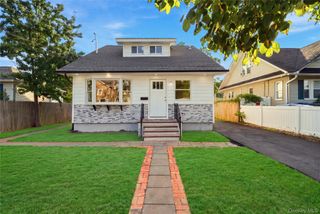 16 West Drive, Bay Shore, NY 11706