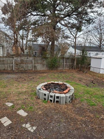 714 Grove ST, Hampton, VA 23664