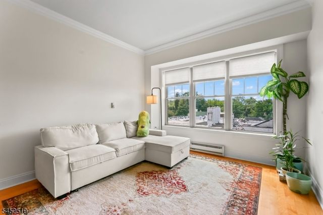 48 S Park St 502, Montclair Twp., NJ 07042